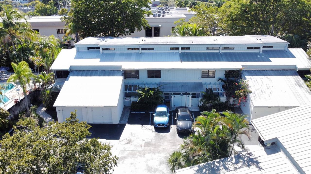 7890 SW 86th St, Unit 10, Miami, FL 33143 Photo