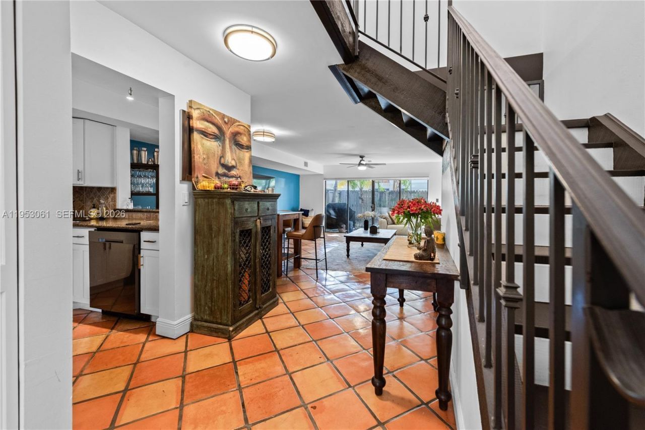 7890 SW 86th St, Unit 10, Miami, FL 33143 Photo