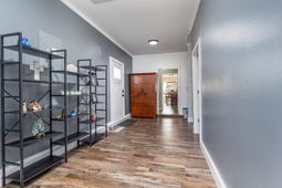 604 Mcclain Farm Ct. photo 4