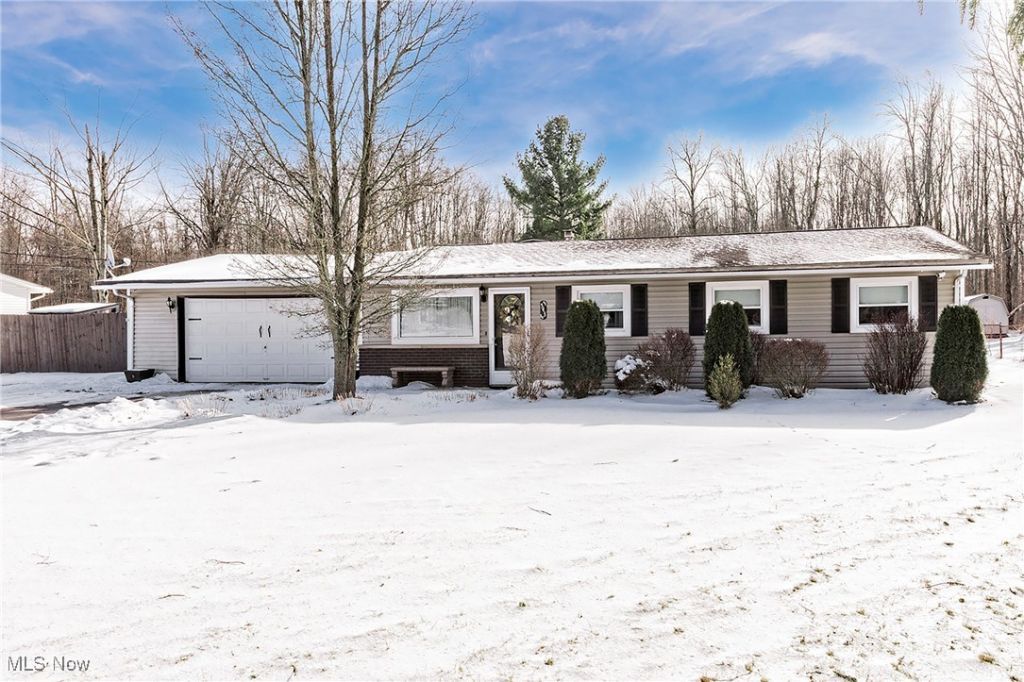 543 Sherwood Drive, Aurora, OH 44202 Main Photo