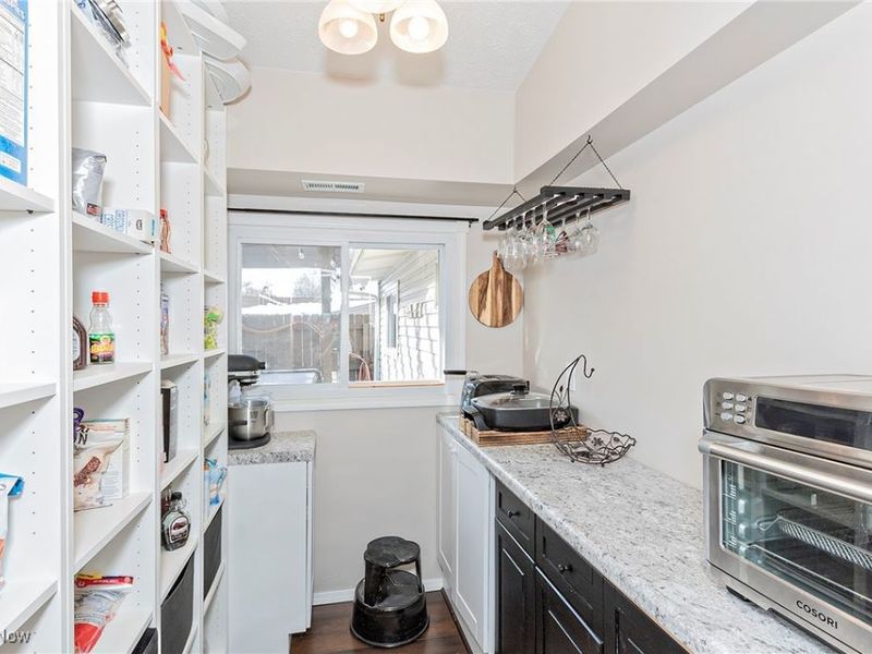 543 Sherwood Drive, Aurora, OH 44202 Photo 13