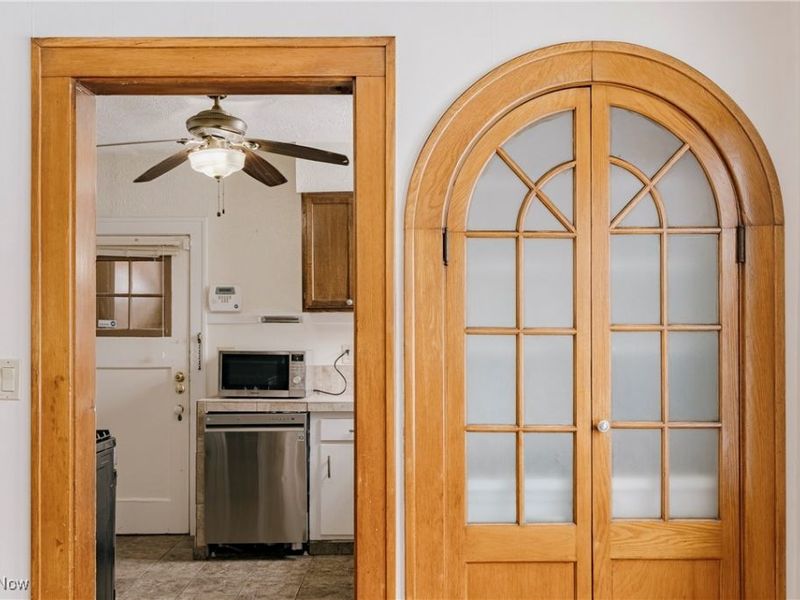 13935 Southington Road, Cleveland, OH 44120 Photo 9