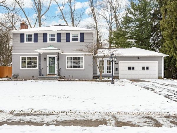 121 Wyndham Road, Irondequoit, NY 14609