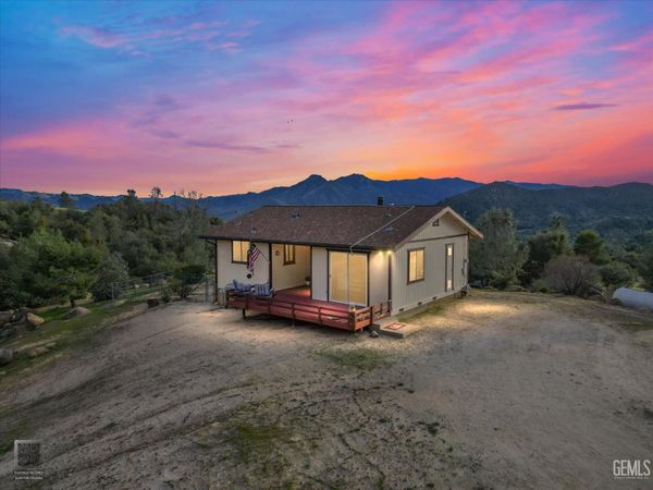 9990 Fay Ranch Road, Weldon, CA 93283