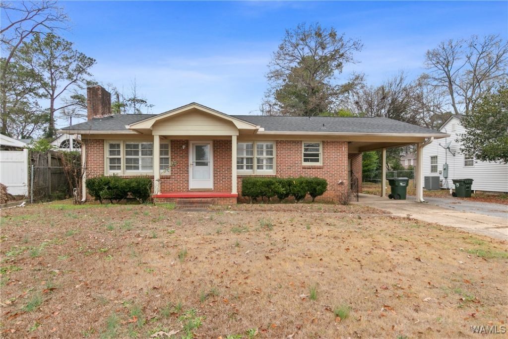 1426 21st Avenue E, Tuscaloosa, AL 35404 Main Photo