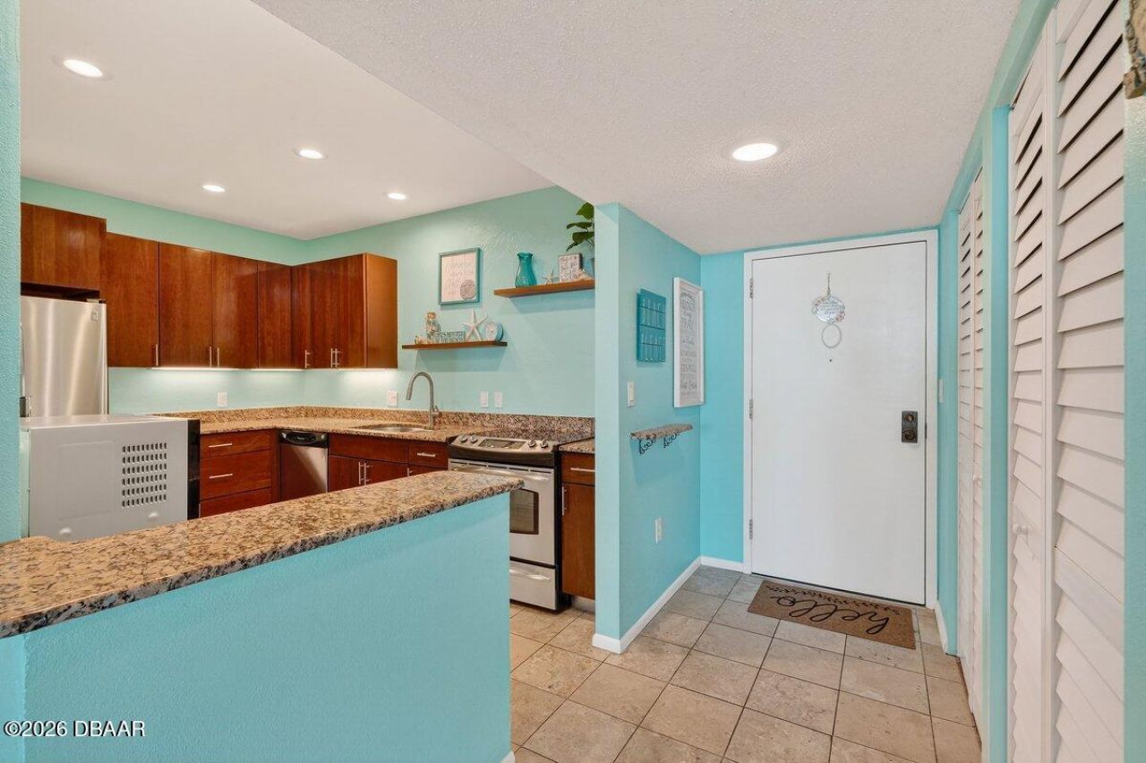 925 N Halifax Avenue, Unit 1109, Daytona Beach, FL 32118 Photo