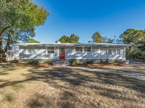 572 Mashes Sands Road, Panacea, FL 32346