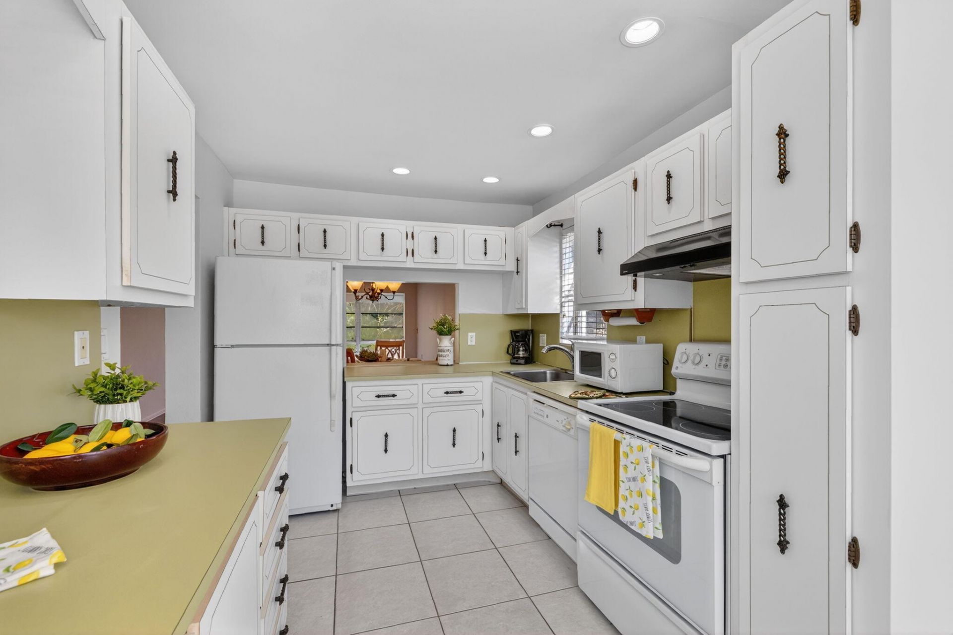 8351 Sands Point Boulevard, Unit A310, Tamarac, FL 33321 Photo