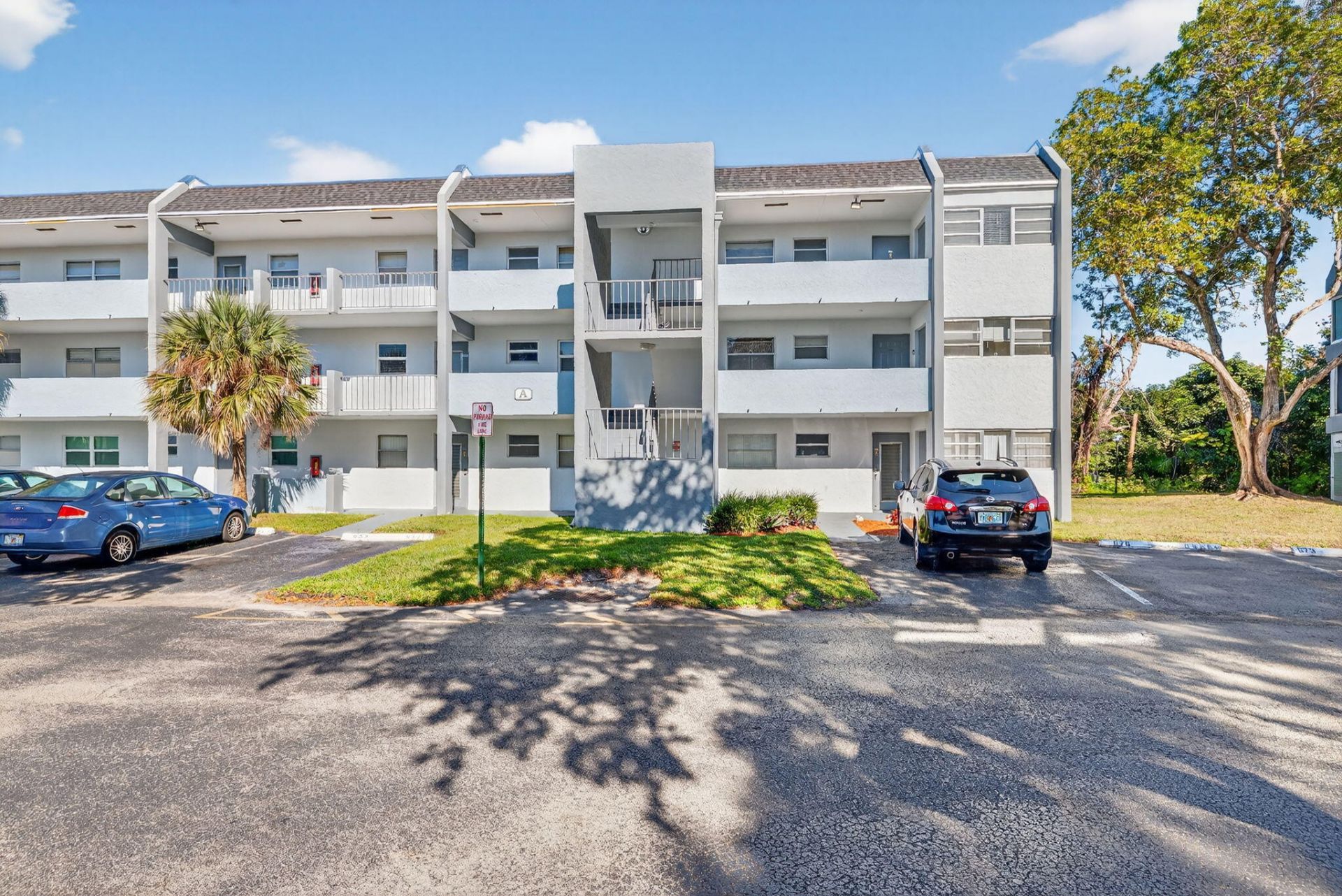 8351 Sands Point Boulevard, Unit A310, Tamarac, FL 33321 Photo