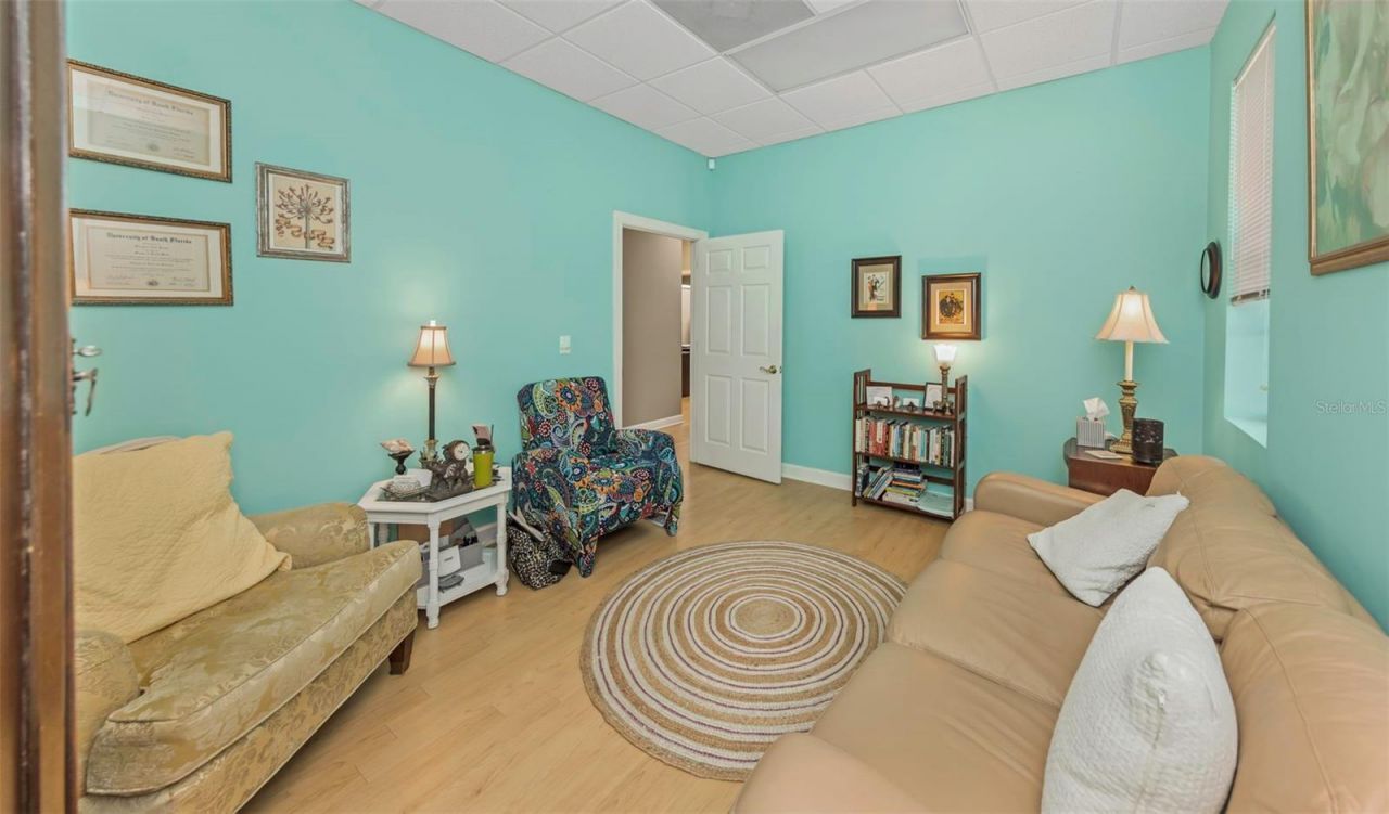 14506 University Point Place, Tampa, FL 33613 Photo