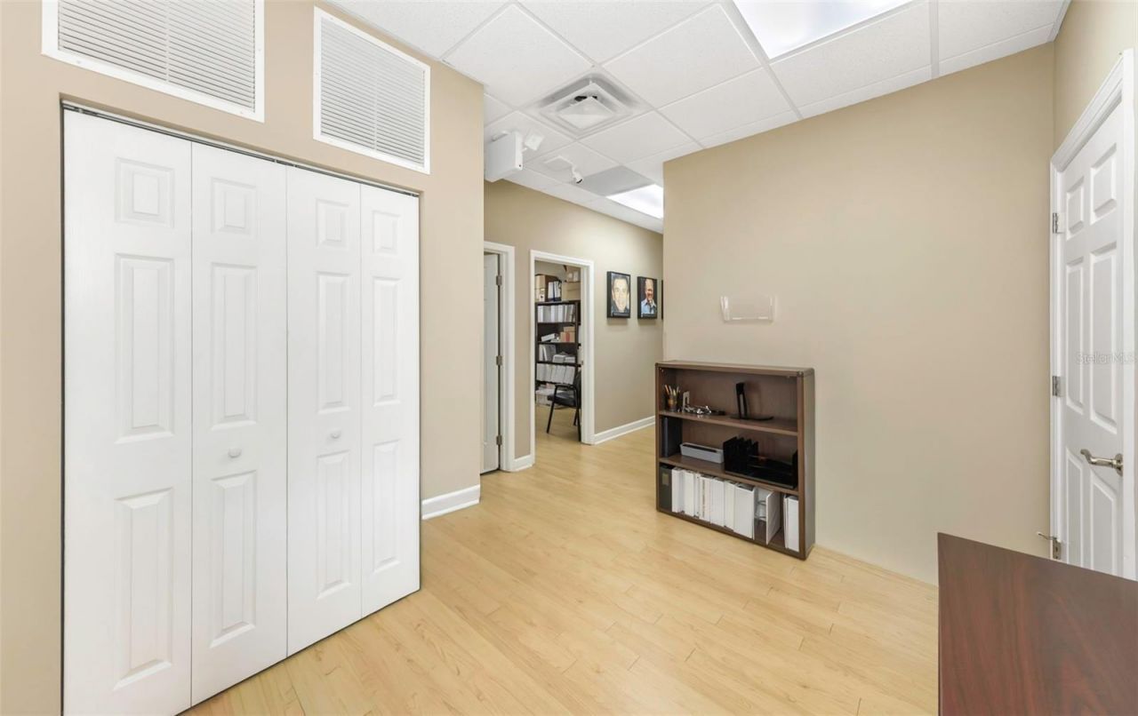 14506 University Point Place, Tampa, FL 33613 Photo