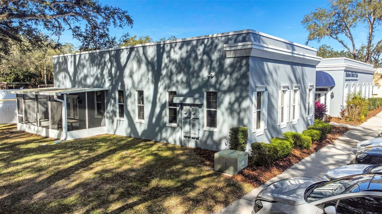 14506 University Point Place, Tampa, FL 33613 Photo