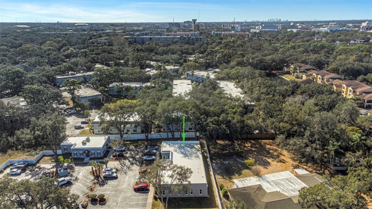 14506 University Point Place, Tampa, FL 33613 Photo