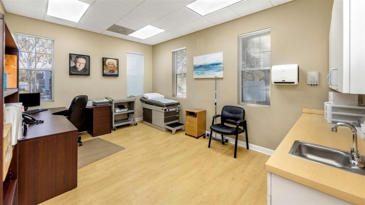 14506 University Point Place, Tampa, FL 33613 Photo