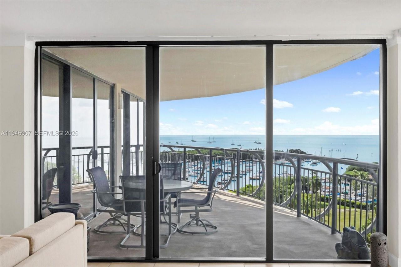 2843 S Bayshore Dr, Unit 11C, Miami, FL 33133 Photo