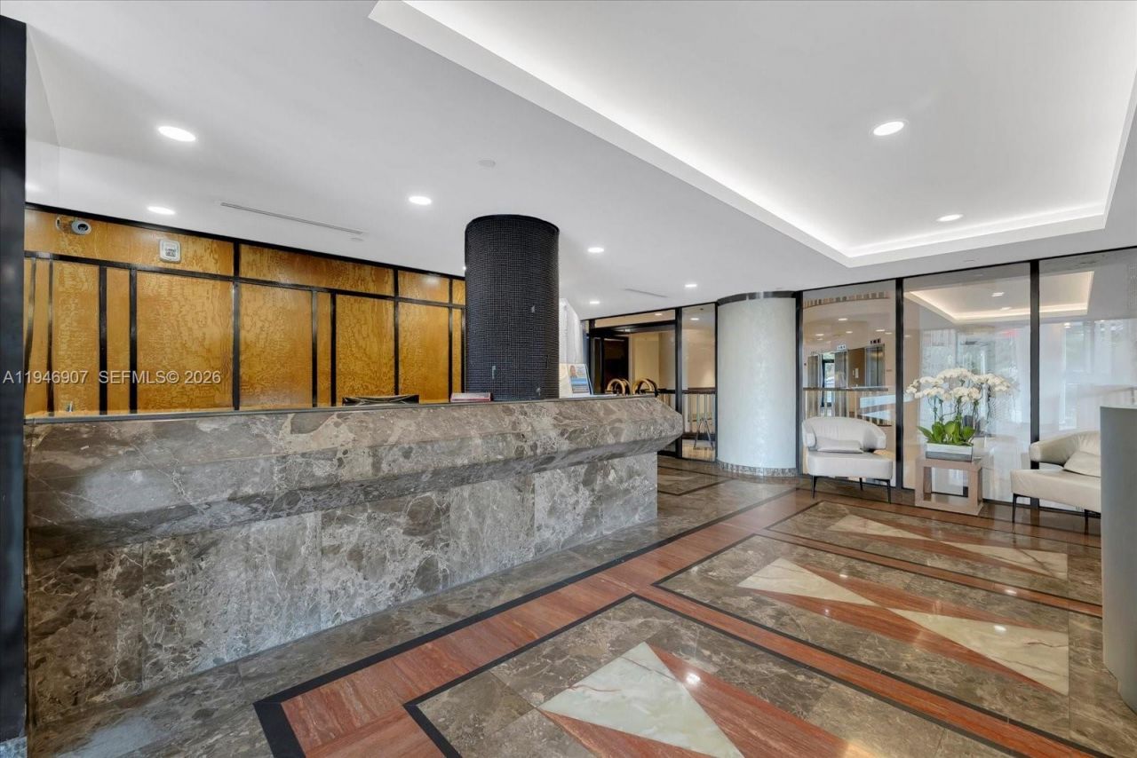 2843 S Bayshore Dr, Unit 11C, Miami, FL 33133 Photo