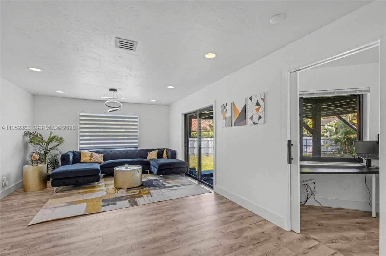 15815 SW 85th Ave , Palmetto Bay, FL 33157 Photo