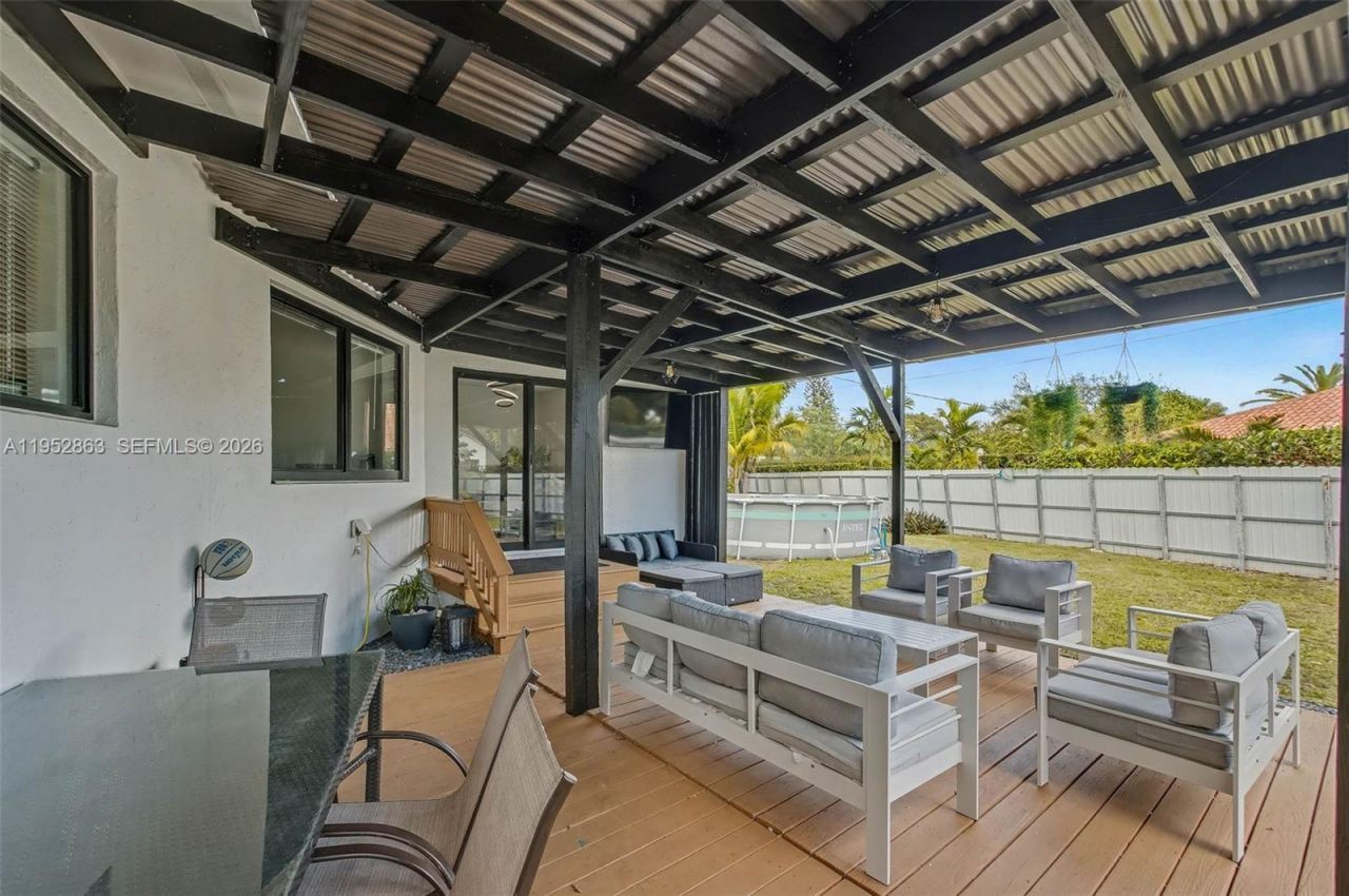 15815 SW 85th Ave , Palmetto Bay, FL 33157 Photo