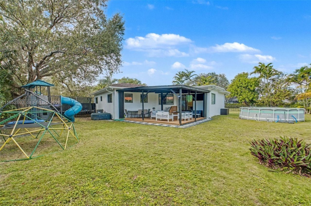 15815 SW 85th Ave , Palmetto Bay, FL 33157 Photo