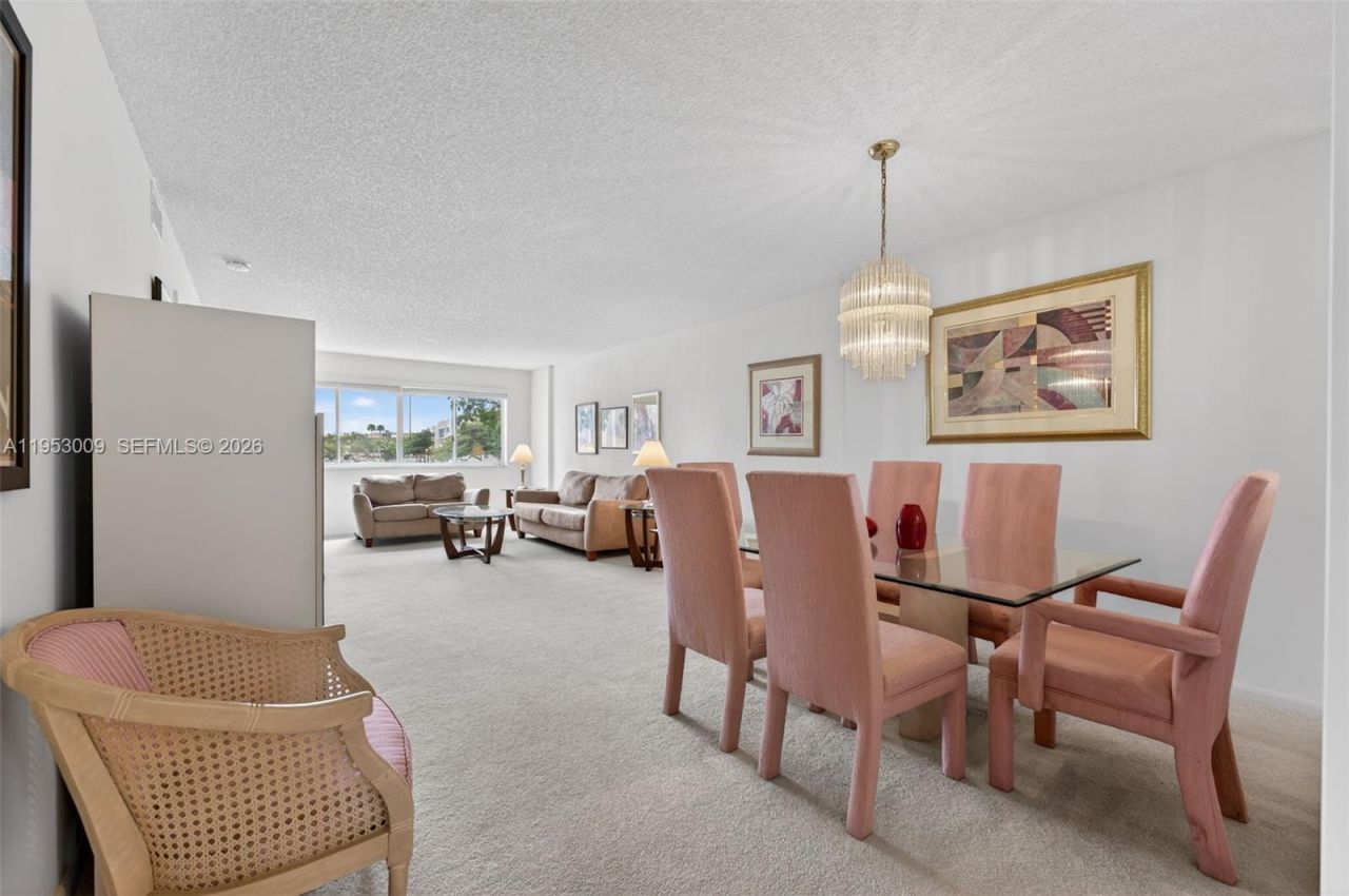 9525 Weldon Cir , Unit H205, Tamarac, FL 33321 Photo