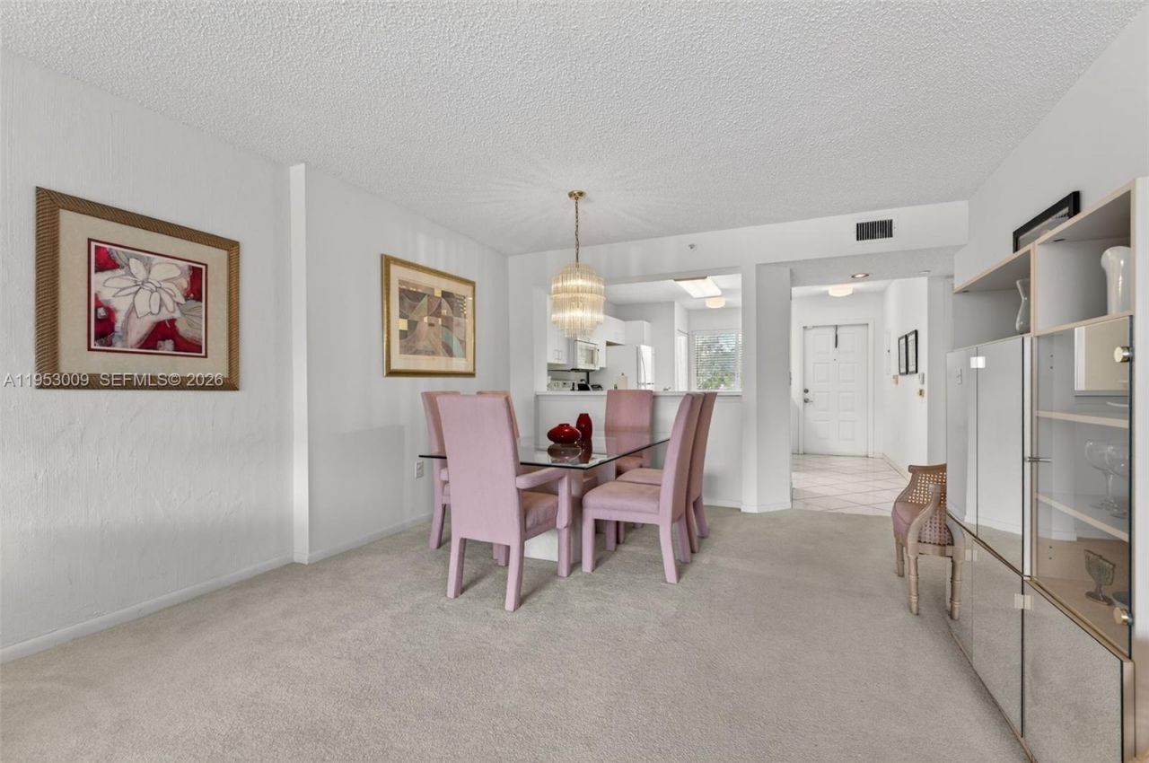 9525 Weldon Cir , Unit H205, Tamarac, FL 33321 Photo