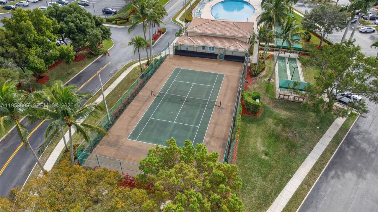 9525 Weldon Cir , Unit H205, Tamarac, FL 33321 Photo