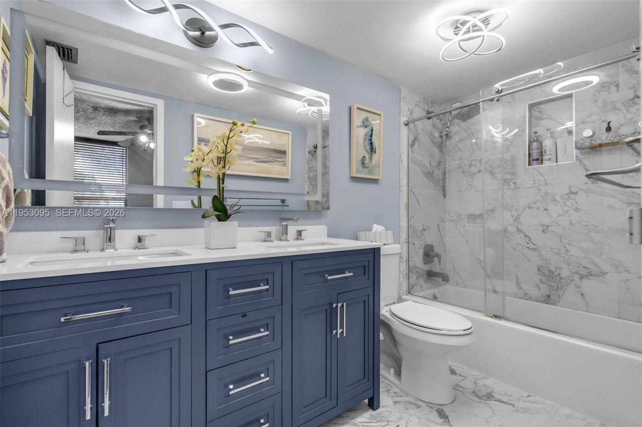 8411 Lagos De Campo Blvd, Unit 110U, Tamarac, FL 33321 Photo