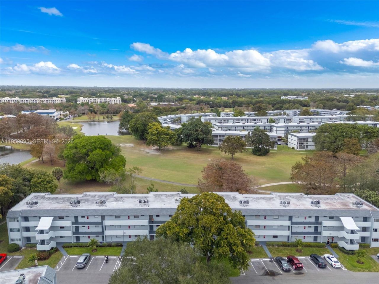 8411 Lagos De Campo Blvd, Unit 110U, Tamarac, FL 33321 Photo