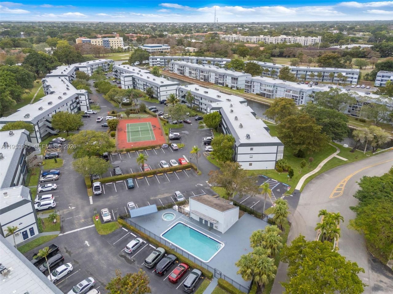 8411 Lagos De Campo Blvd, Unit 110U, Tamarac, FL 33321 Photo