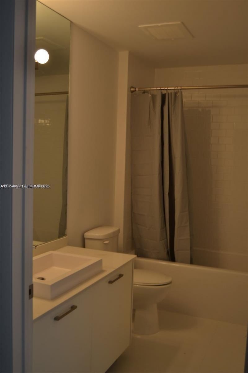 151 SE 1st St , Unit 1207, Miami, FL 33131 Photo