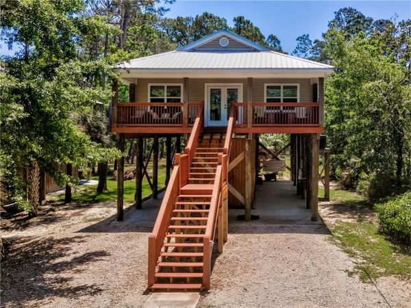 1113 Cadillac Avenue, Dauphin Island, AL 36528