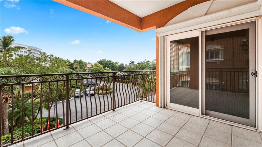 14811 Laguna Dr, Unit 202, Fort Myers, FL 33908 Photo