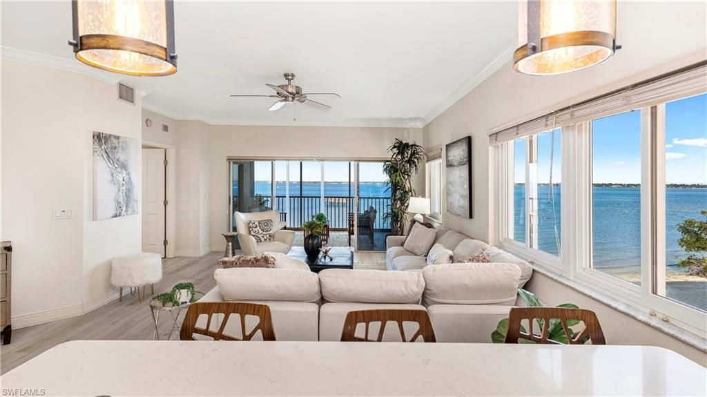 14811 Laguna Dr, Unit 202, Fort Myers, FL 33908 Photo
