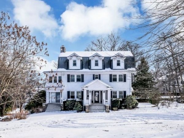 310 Morris Ave, Mountain Lakes, NJ 07046