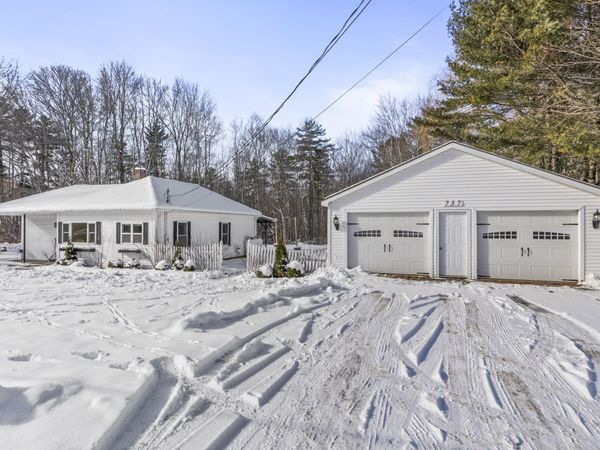 737 Commercial Street, Rockport, ME 04856