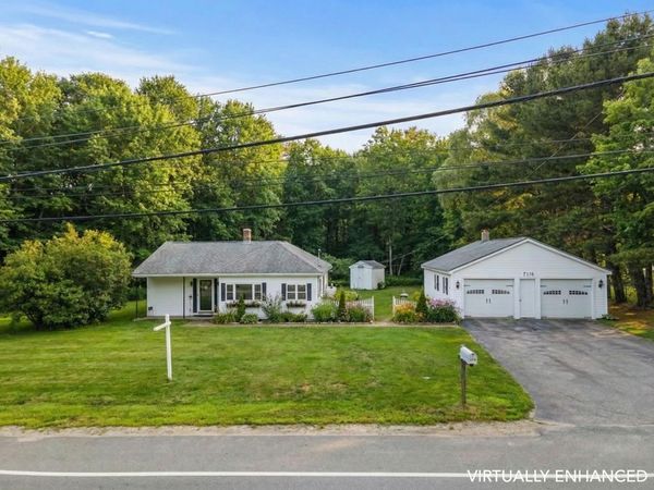 737 Commercial Street, Rockport, ME 04856