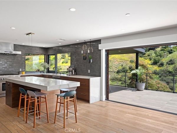 1435 Cerritos Drive, Laguna Beach, CA 92651