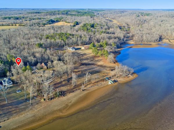 90 Arrowhead Circle , Parsons, TN 38363