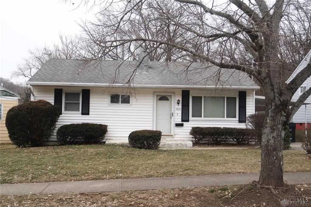 2637 Firtree Court, Cincinnati, OH 45223 Main Photo