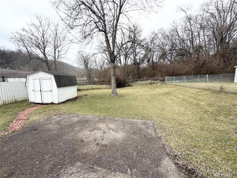 2637 Firtree Court, Cincinnati, OH 45223 Photo 7