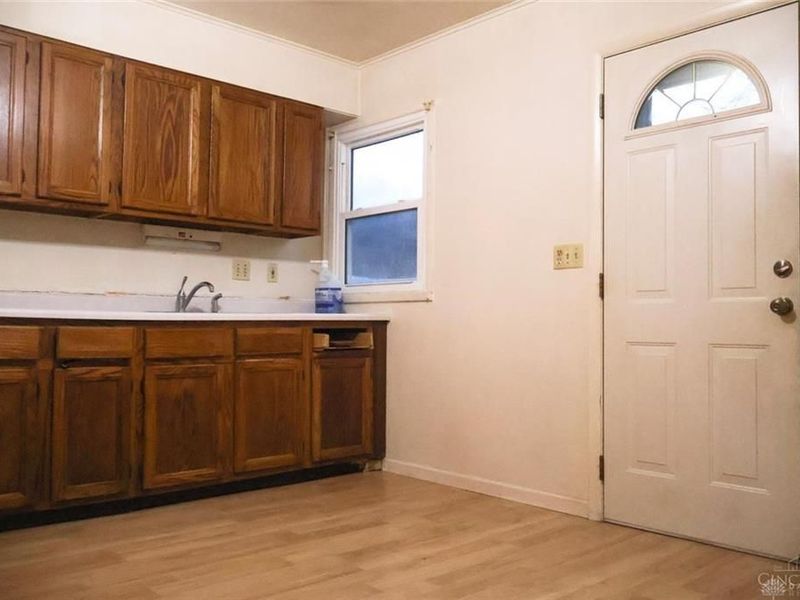 2637 Firtree Court, Cincinnati, OH 45223 Photo 9