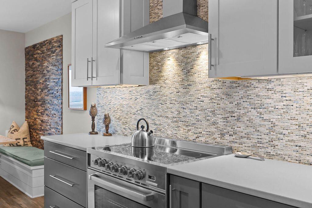 1906 Marsh Oak Lane Photo 16