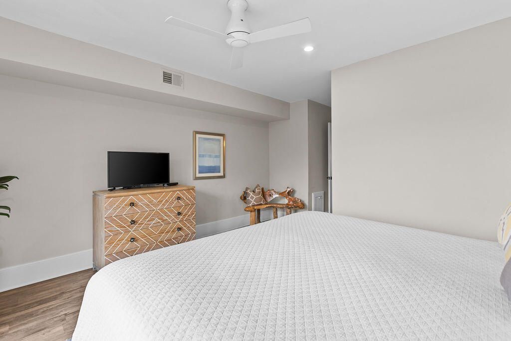 1906 Marsh Oak Lane Photo 43