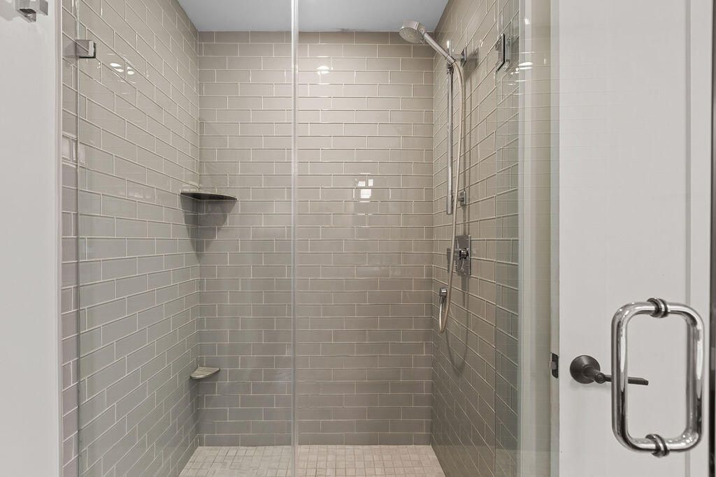 1906 Marsh Oak Lane Photo 45