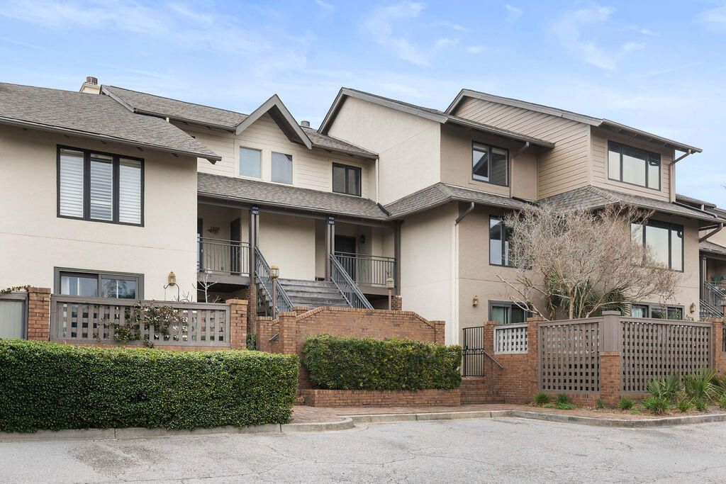 1906 Marsh Oak Lane Photo 48