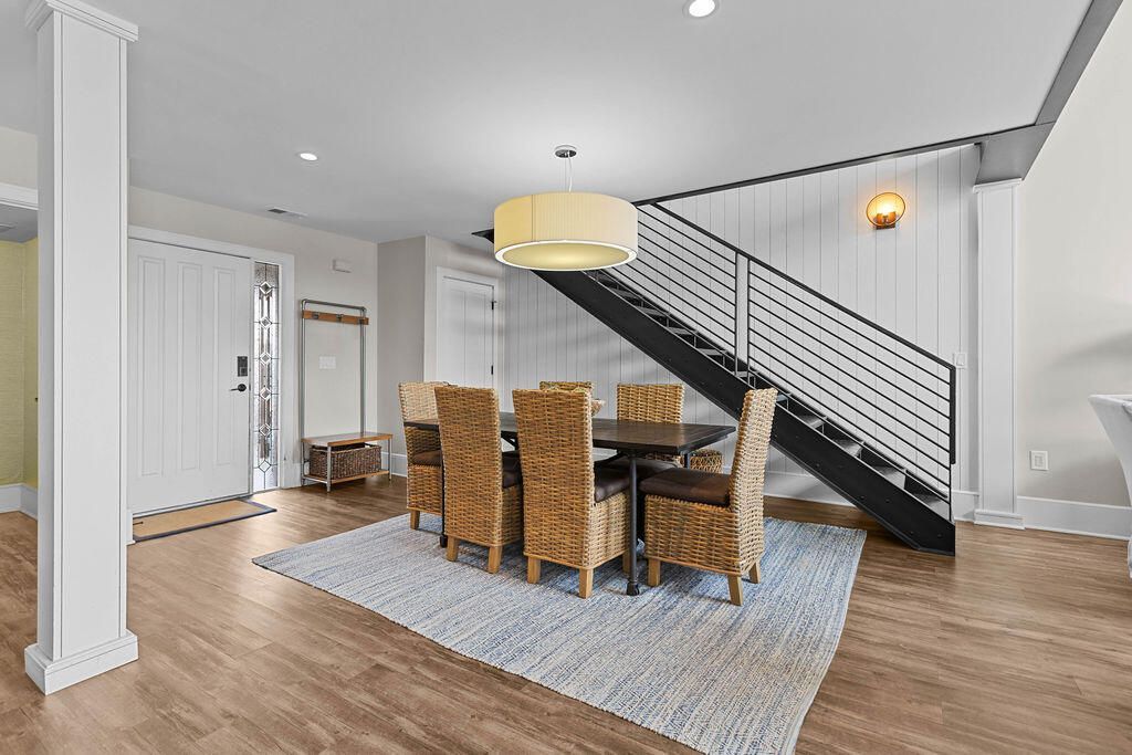 1906 Marsh Oak Lane Photo 6