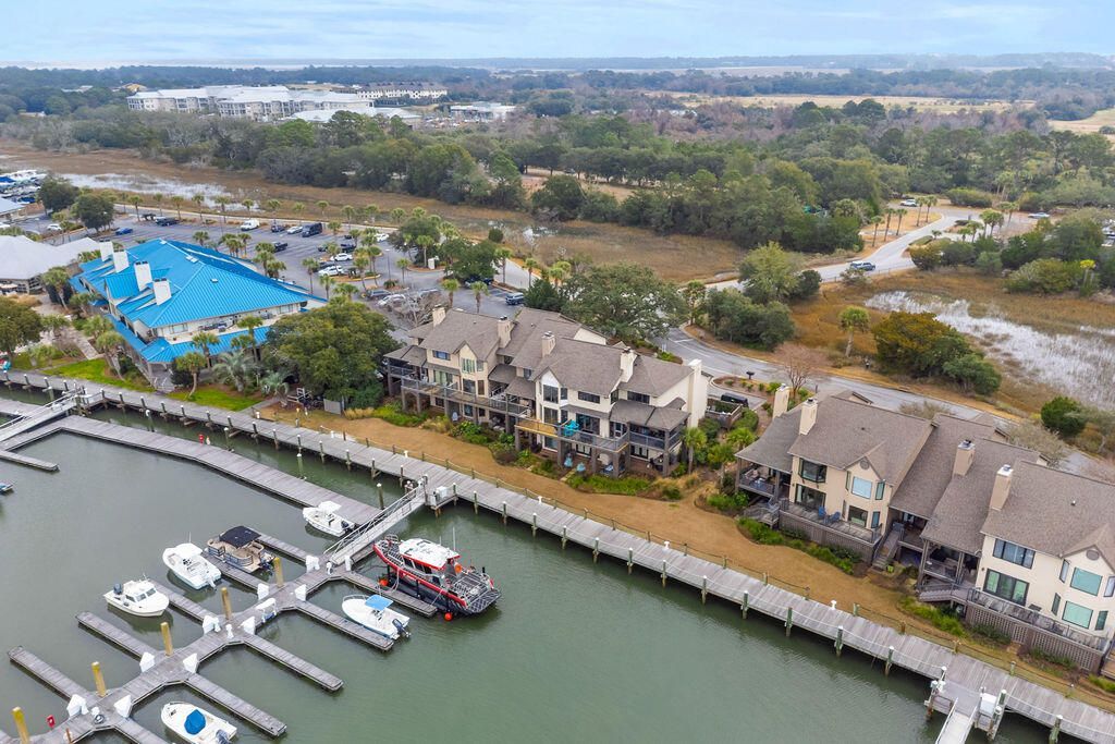 1906 Marsh Oak Lane Photo 71