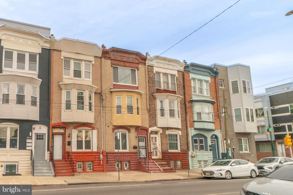 1631 S 22ND STREET Philadelphia, PA 19145