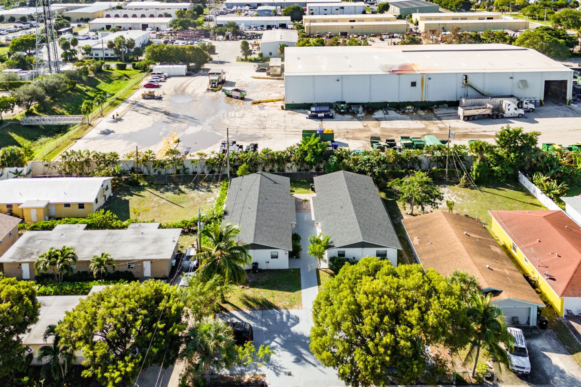 711 Truman Avenue, Lake Worth Beach, FL 33460 Photo