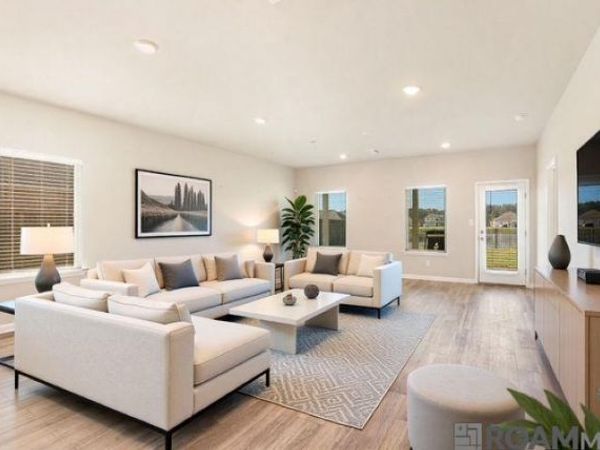 13800 Wincrest Dr, Walker, LA 70785